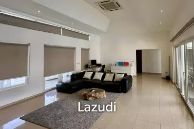 4 Beds 5 Baths 450 SQ.M. Siam Royal View Pattaya