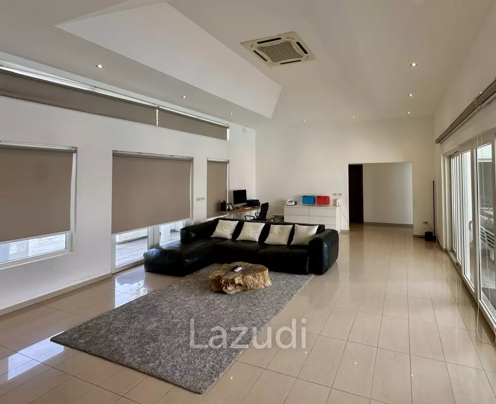 4 Beds 5 Baths 450 SQ.M. Siam Royal View Pattaya