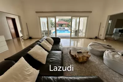 4 Beds 5 Baths 450 SQ.M. Siam Royal View Pattaya