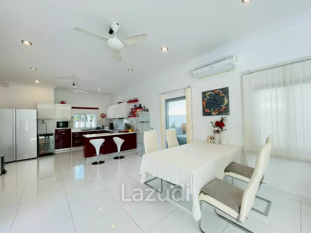 The Heights 2: 3-Bed Villa in Khao Tao