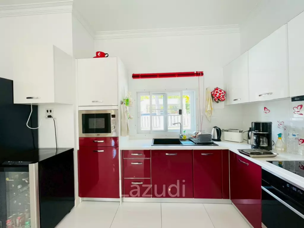The Heights 2: 3-Bed Villa in Khao Tao