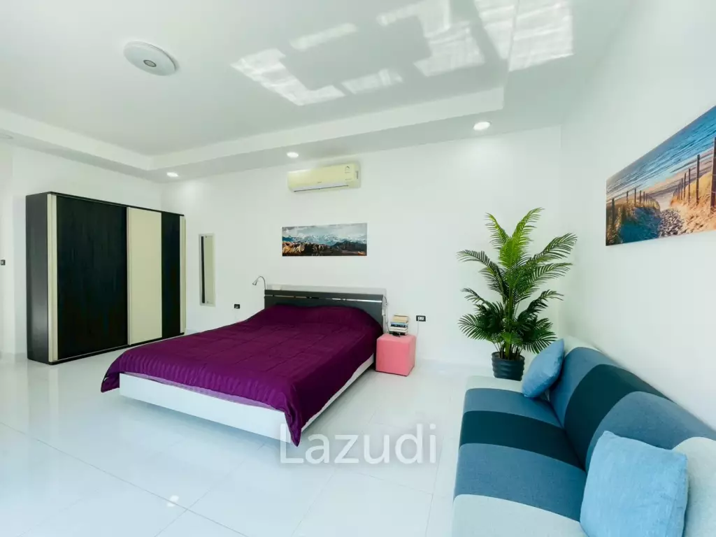 The Heights 2: 3-Bed Villa in Khao Tao