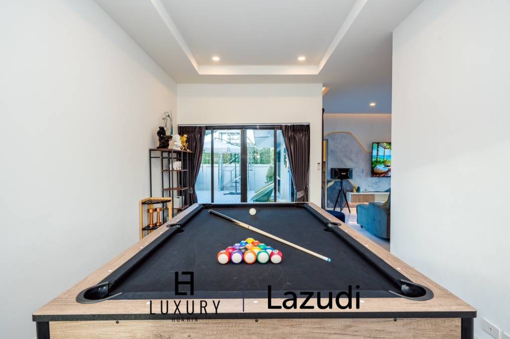 Modern 4 Bedroom Pool Villa in Thap Tai Hua Hin