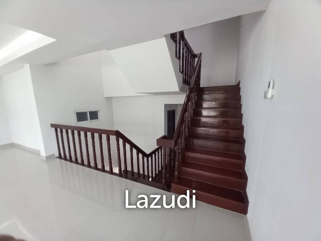 250 sqm townhouse in Khlong Tan Nuea Bangkok Leo Classic Place