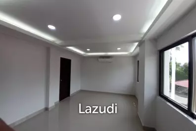 250 sqm townhouse in Khlong Tan Nuea Bangkok Leo Classic Place