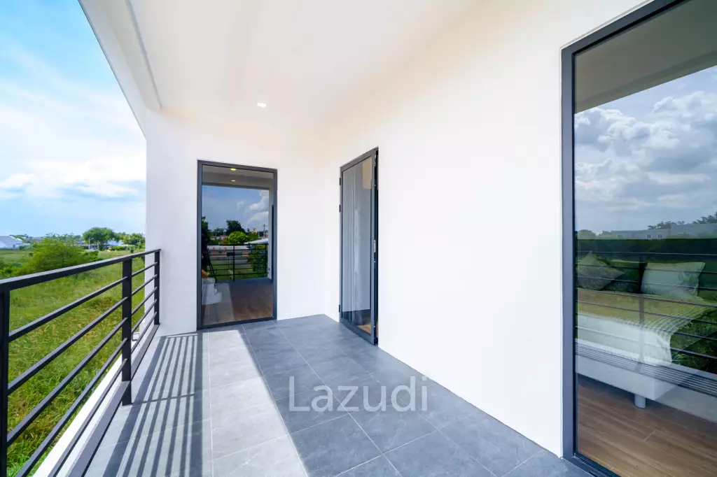 4 Beds 3 Baths 208 SQ.M. Modern Pool Villa Near Mabprachan
