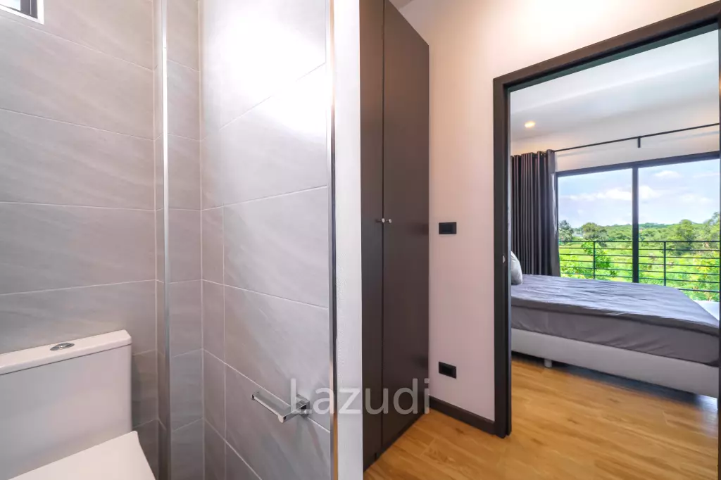 4 Beds 3 Baths 208 SQ.M. Modern Pool Villa Near Mabprachan