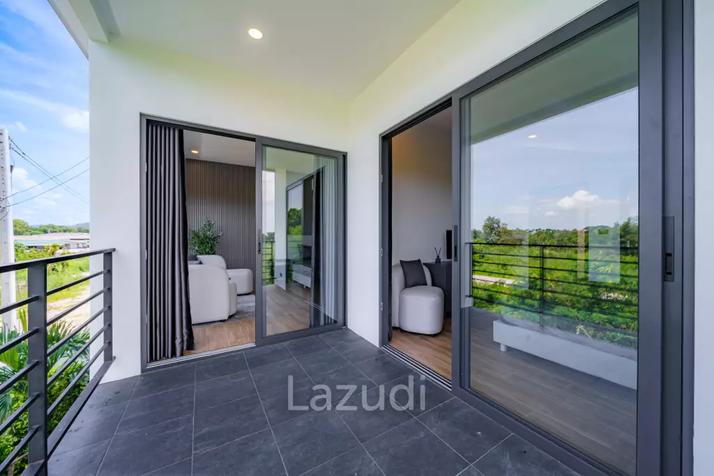 4 Beds 3 Baths 208 SQ.M. Modern Pool Villa Near Mabprachan