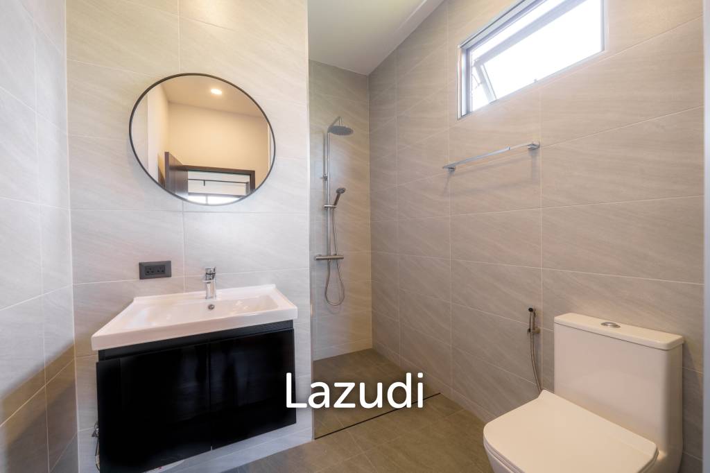 4 Beds 3 Baths 208 SQ.M. Modern Pool Villa Near Mabprachan