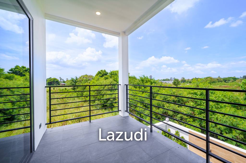4 Beds 3 Baths 208 SQ.M. Modern Pool Villa Near Mabprachan