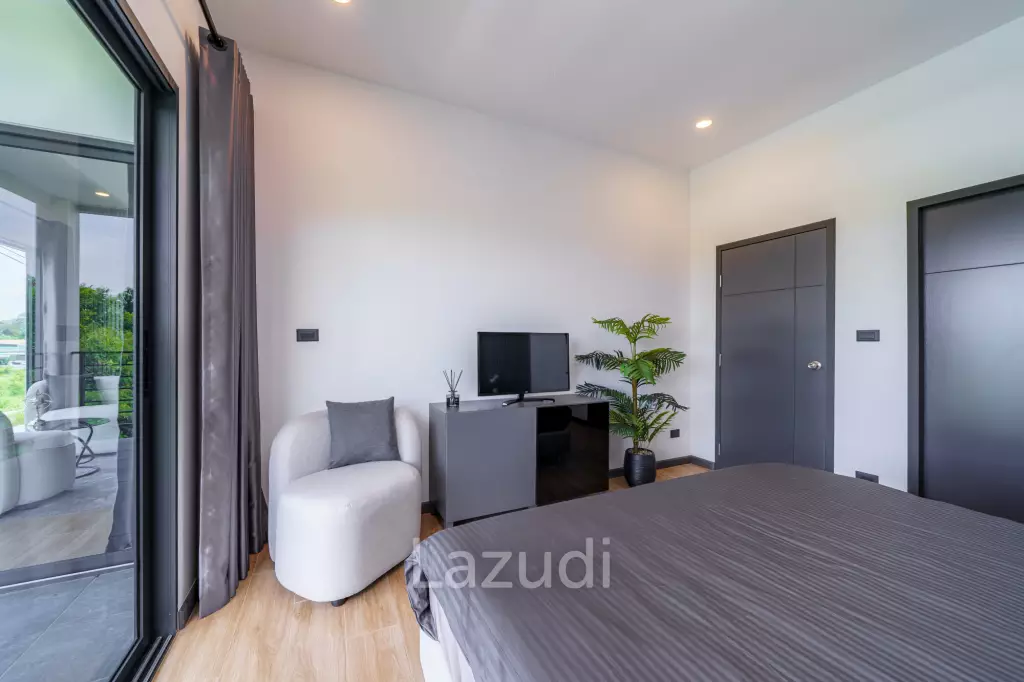 4 Beds 3 Baths 208 SQ.M. Modern Pool Villa Near Mabprachan