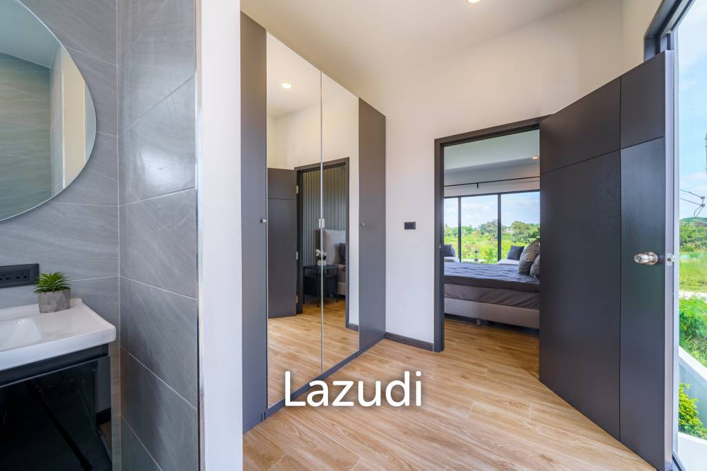 4 Beds 3 Baths 208 SQ.M. Modern Pool Villa Near Mabprachan