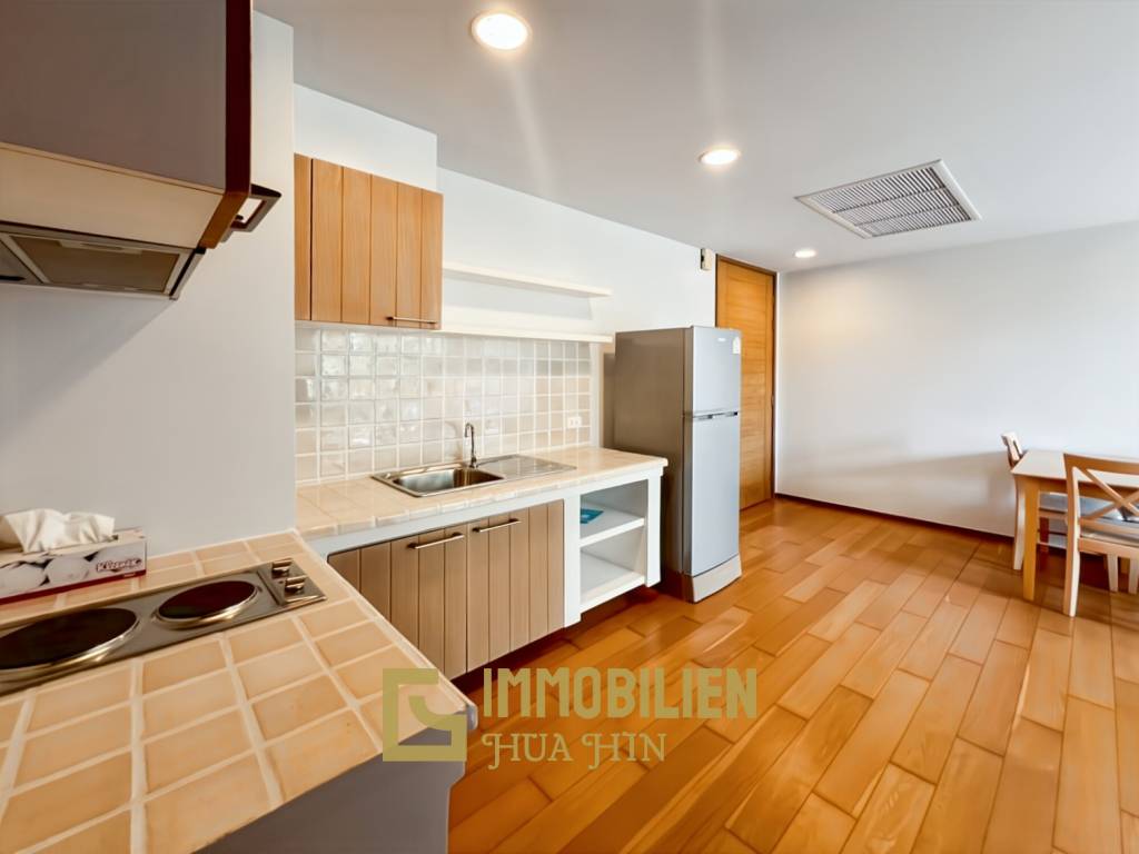 49.6 qm Wohnfläche / 3.Stock / Zentrale Lage