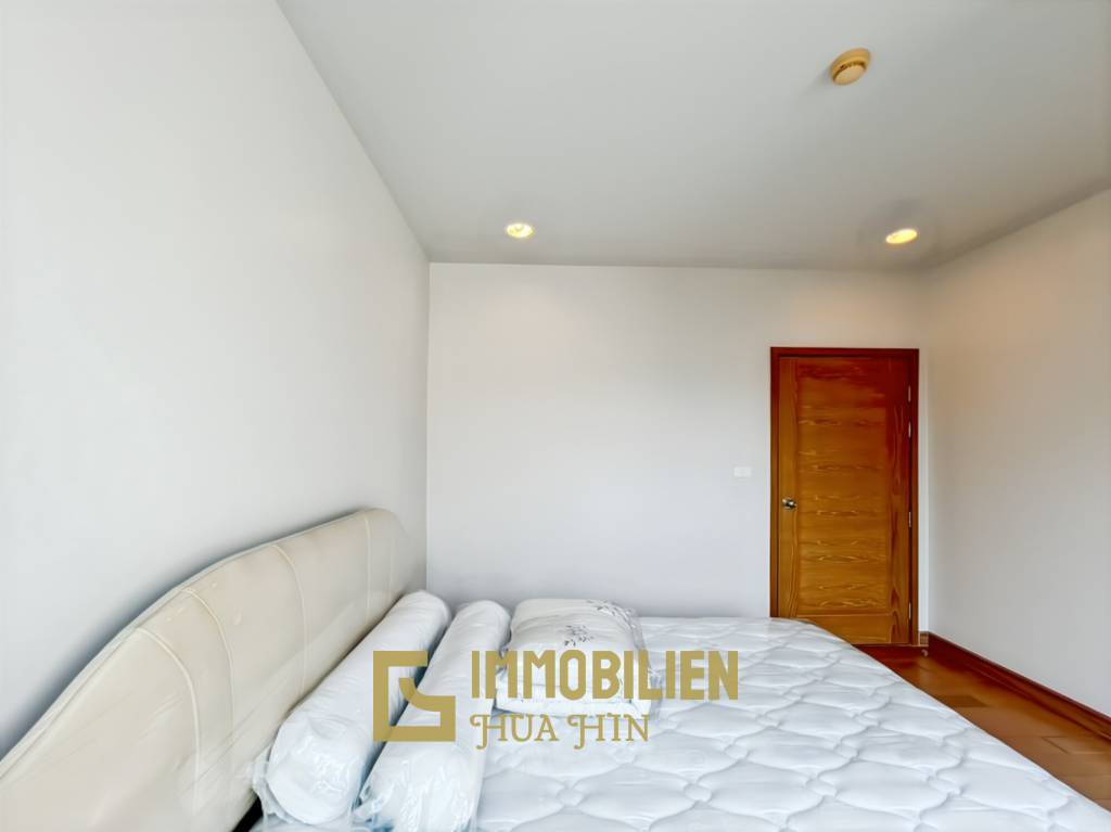 49.6 qm Wohnfläche / 3.Stock / Zentrale Lage