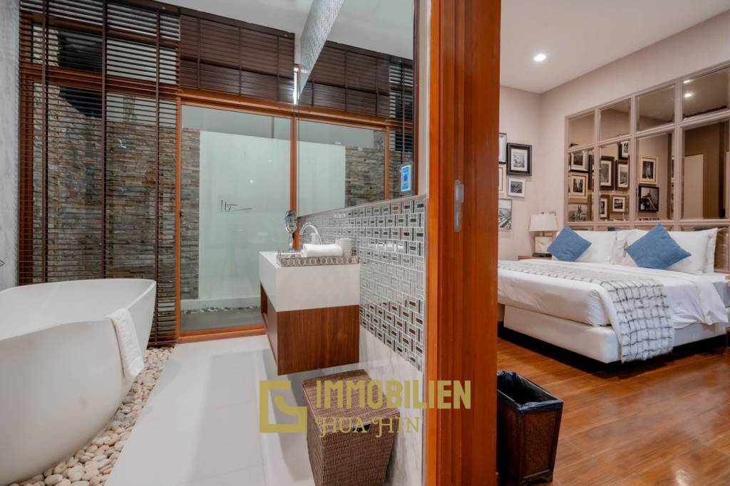 Modernes Design / 279 qm Wohnfläche / luxuriöse Bäder