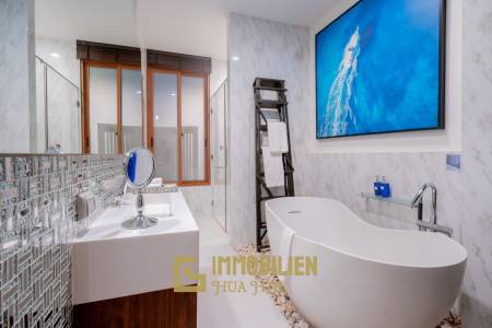 Modernes Design / 279 qm Wohnfläche / luxuriöse Bäder