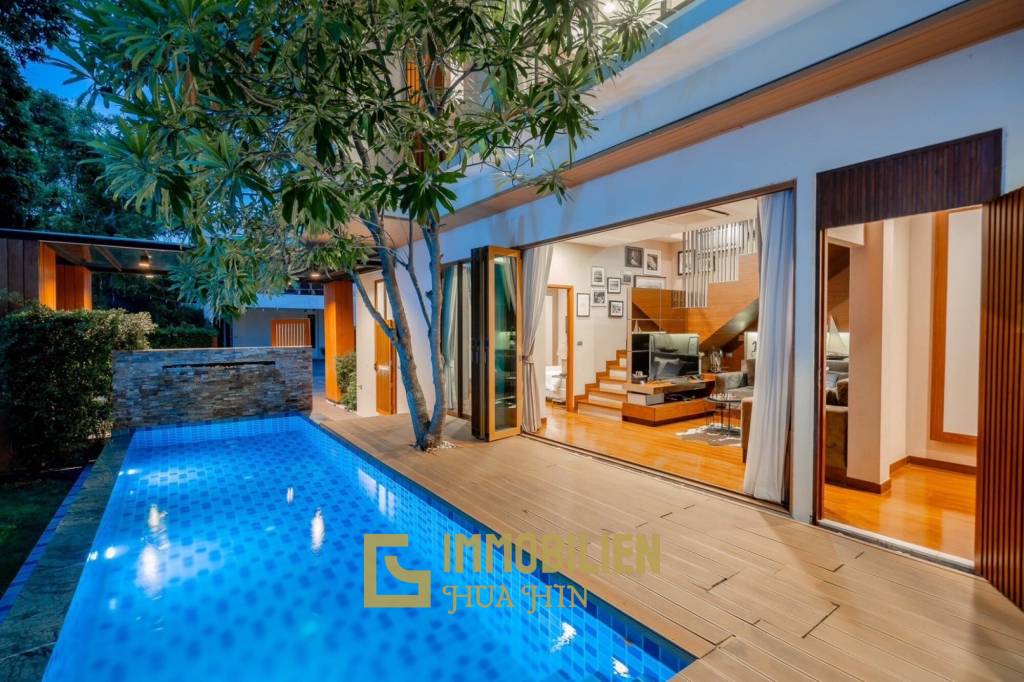 Modernes Design / 279 qm Wohnfläche / luxuriöse Bäder