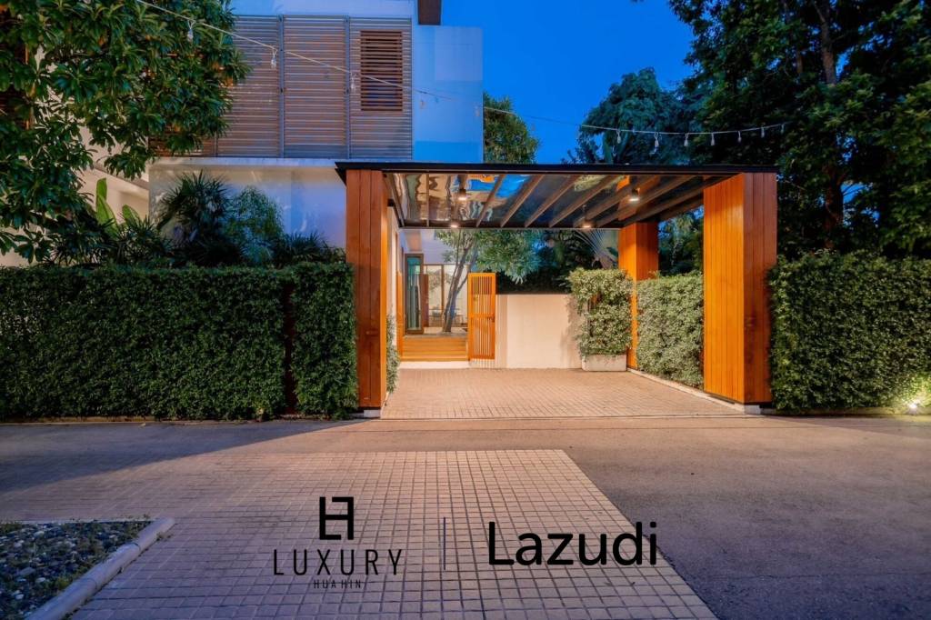 279 sqm modern pool villa in Thap Tai Hua Hin