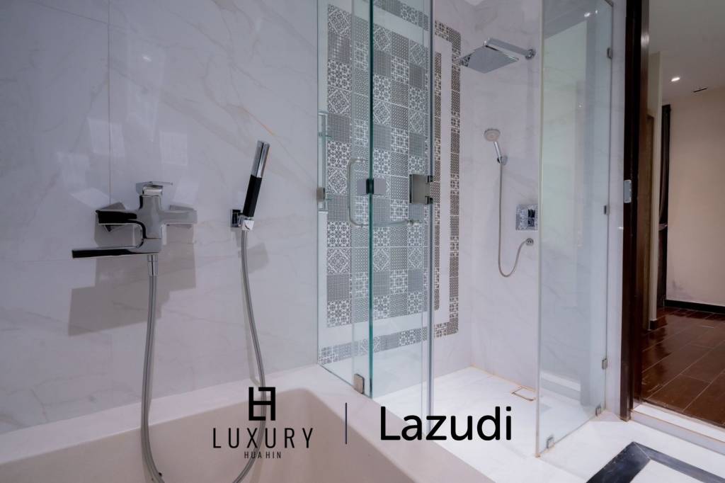 299 sqm Modern Pool Villa in Thap Tai Hua Hin