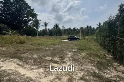 FLAT LAND WITH CHANOTE – 5 MINUTES FROM THE BEACHES