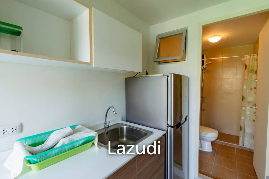 BAAN THEW LOM : Studio room with Pool view at Cha-am