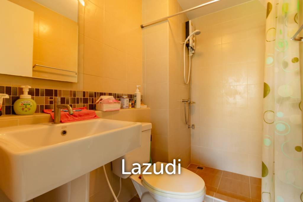 BAAN THEW LOM : Studio room with Pool view at Cha-am