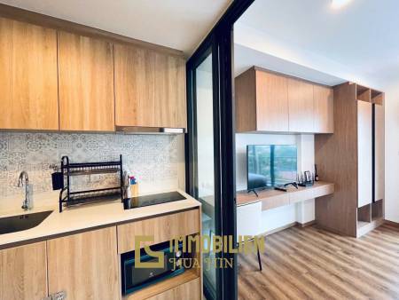 5. Stock / voll möbliert / Balkon