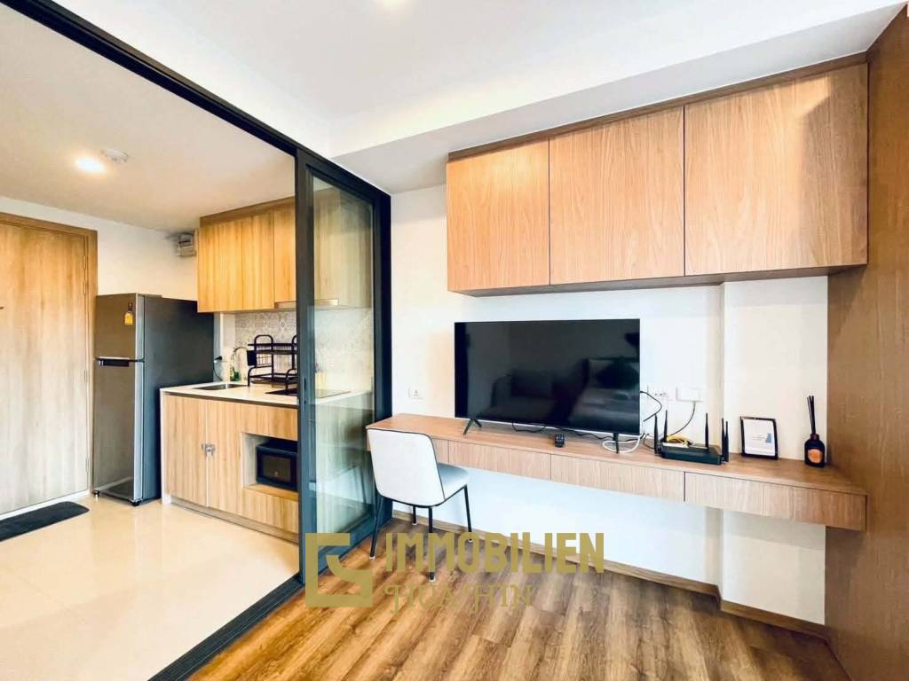 5. Stock / voll möbliert / Balkon