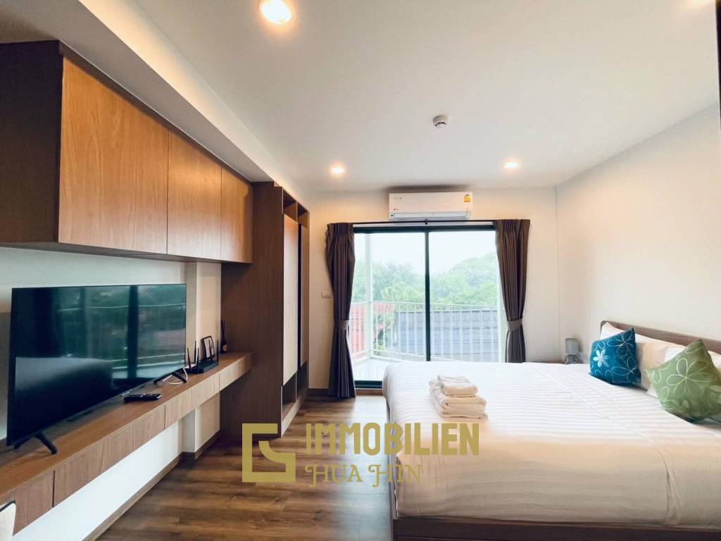 5. Stock / voll möbliert / Balkon