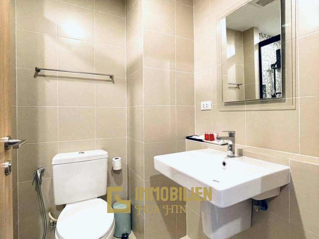 5. Stock / voll möbliert / Balkon