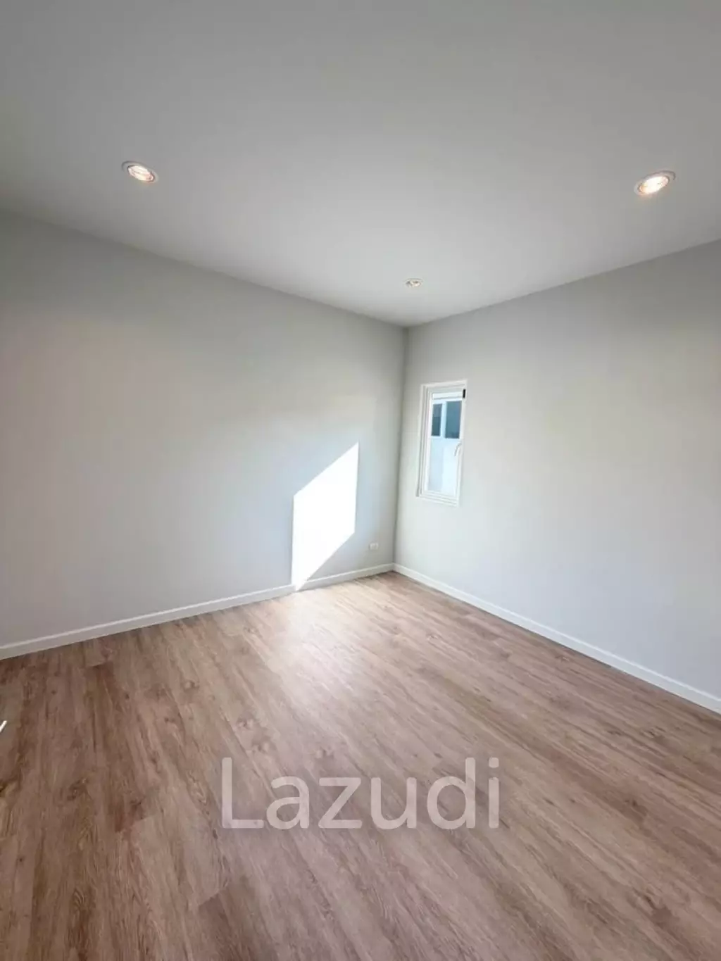Brand New 4-Bedroom House Near BISP