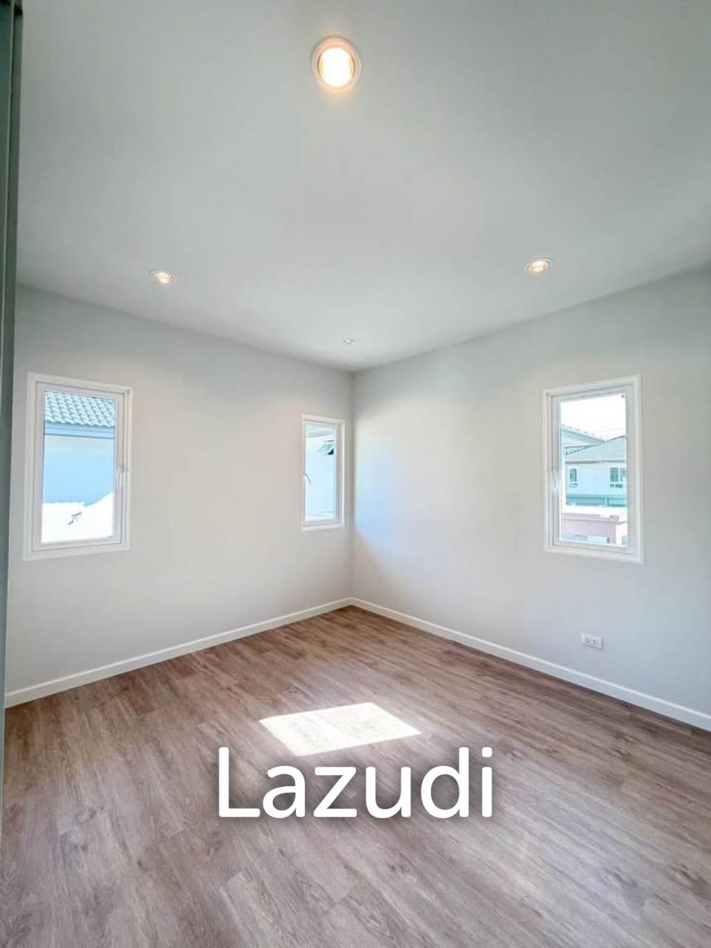 Brand New 4-Bedroom House Near BISP