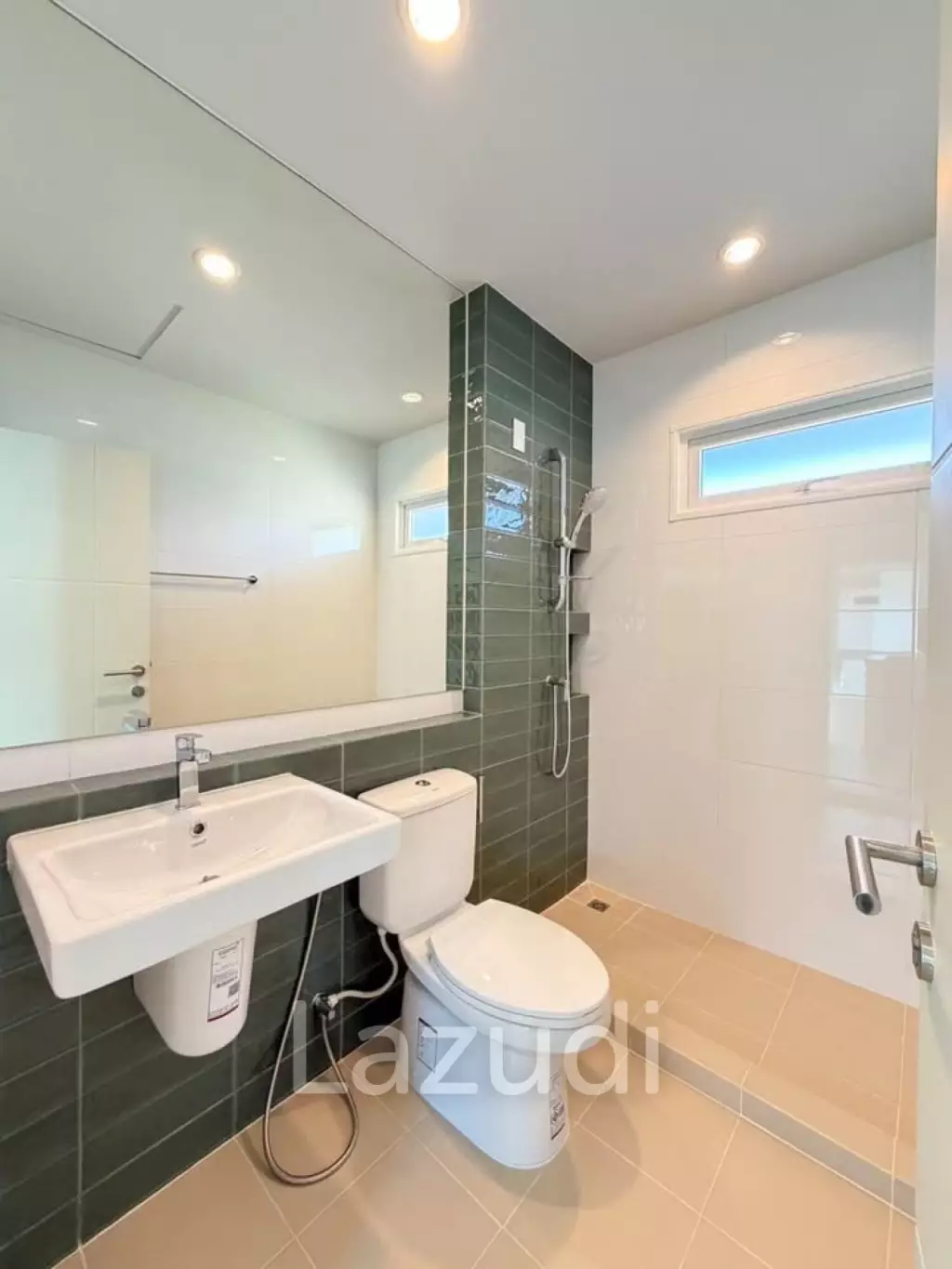 Brand New 4-Bedroom House Near BISP