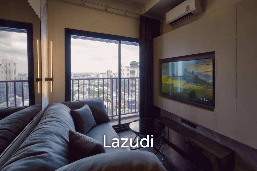 33 sqm modern 1 bedroom condo at Park Origin Thonglor Bangkok