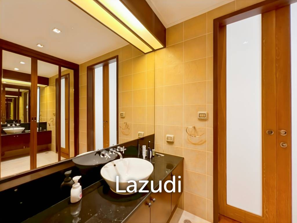 148 sqm 2 Bedroom Pool Access Condo in Hua Hin Blue Lagoon