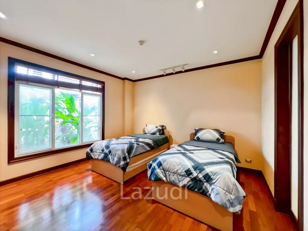 148 sqm 2 Bedroom Pool Access Condo in Hua Hin Blue Lagoon