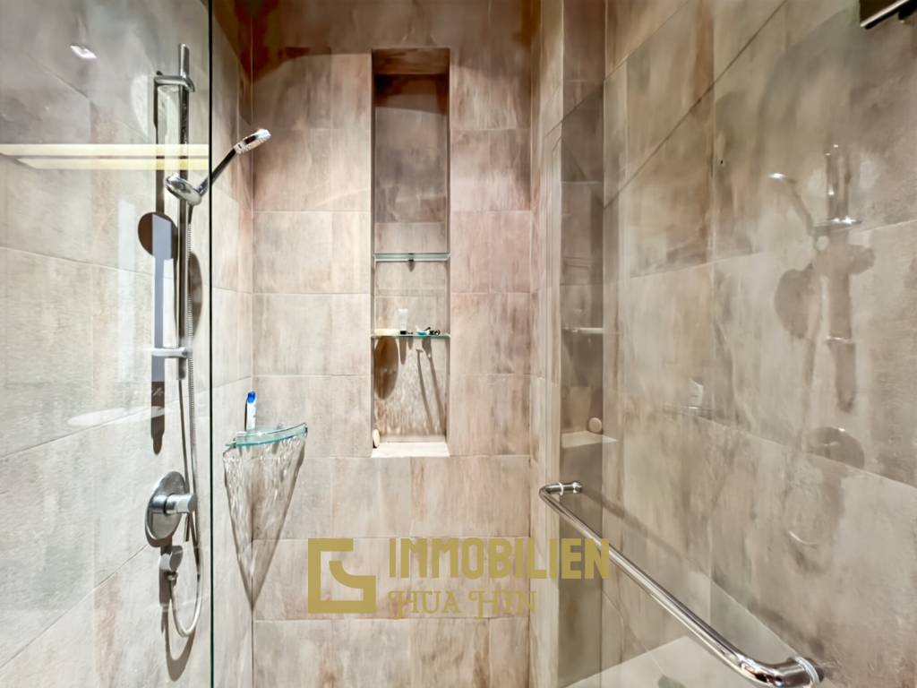 direkter Poolzugang / 148 qm Wohnfläche / 2 Schlafzimmer + 2 Badezimmer