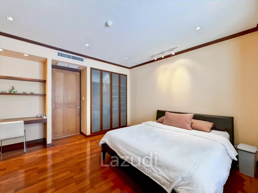148 sqm 2 Bedroom Pool Access Condo in Hua Hin Blue Lagoon