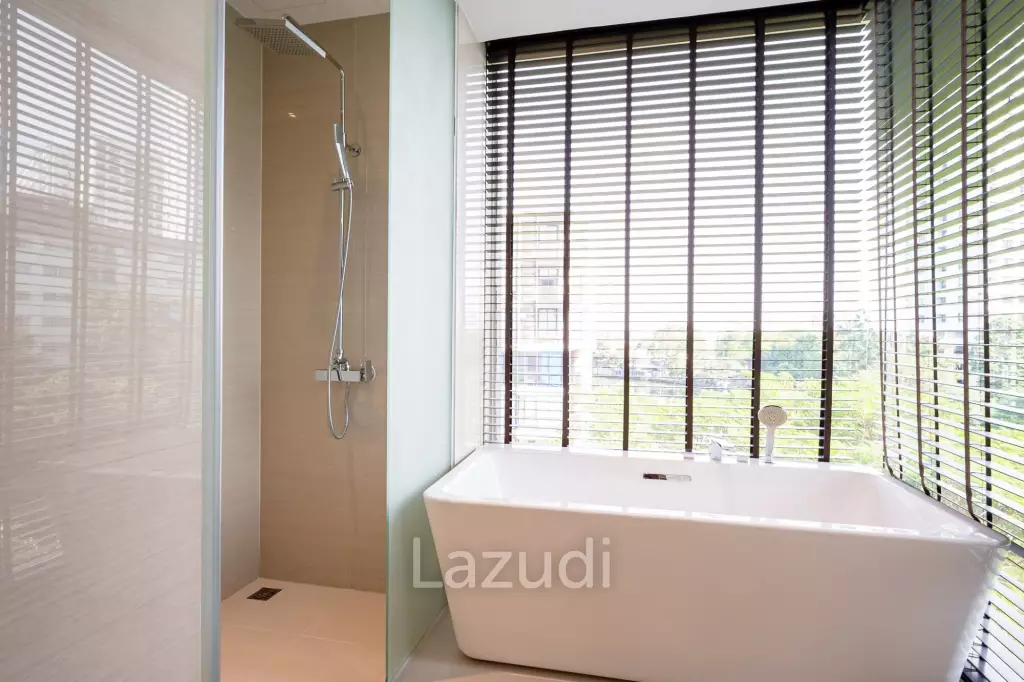 3 Bed 4 Bath Condo For Sale in Park Court Sukhumvit 77