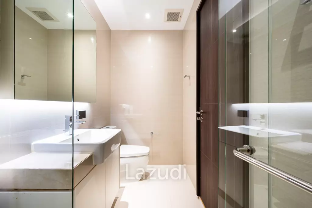 3 Bed 4 Bath Condo For Sale in Park Court Sukhumvit 77