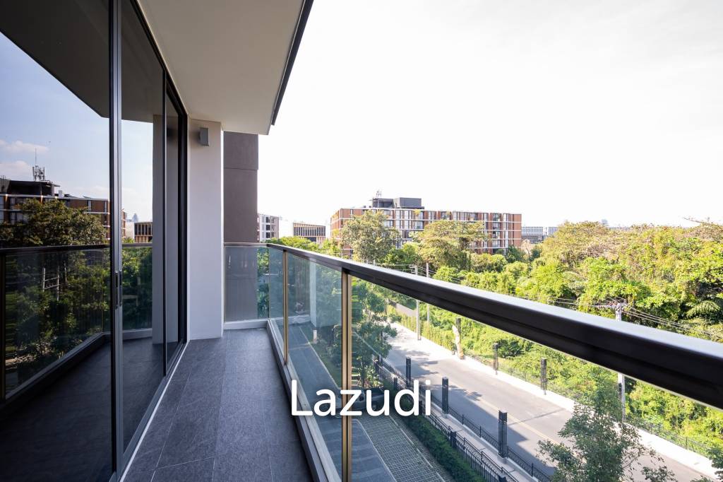 3 Bed 4 Bath Condo For Sale in Park Court Sukhumvit 77
