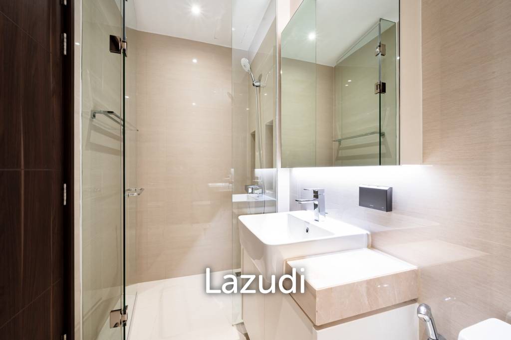 3 Bed 4 Bath Condo For Sale in Park Court Sukhumvit 77