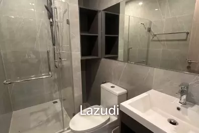 40 sqm condo on 23rd floor in Huai Khwang Bangkok