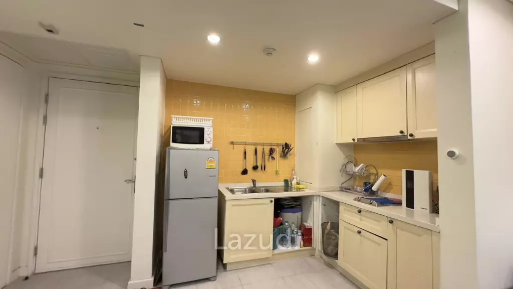 52 sqm condo with pool access at Mykonos Hua Hin City