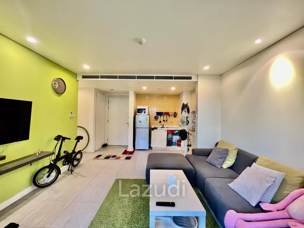 52 sqm condo with pool access at Mykonos Hua Hin City