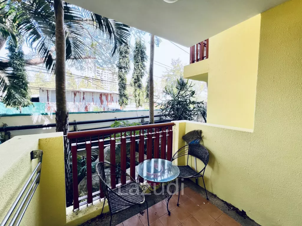 52 sqm condo with pool access at Mykonos Hua Hin City