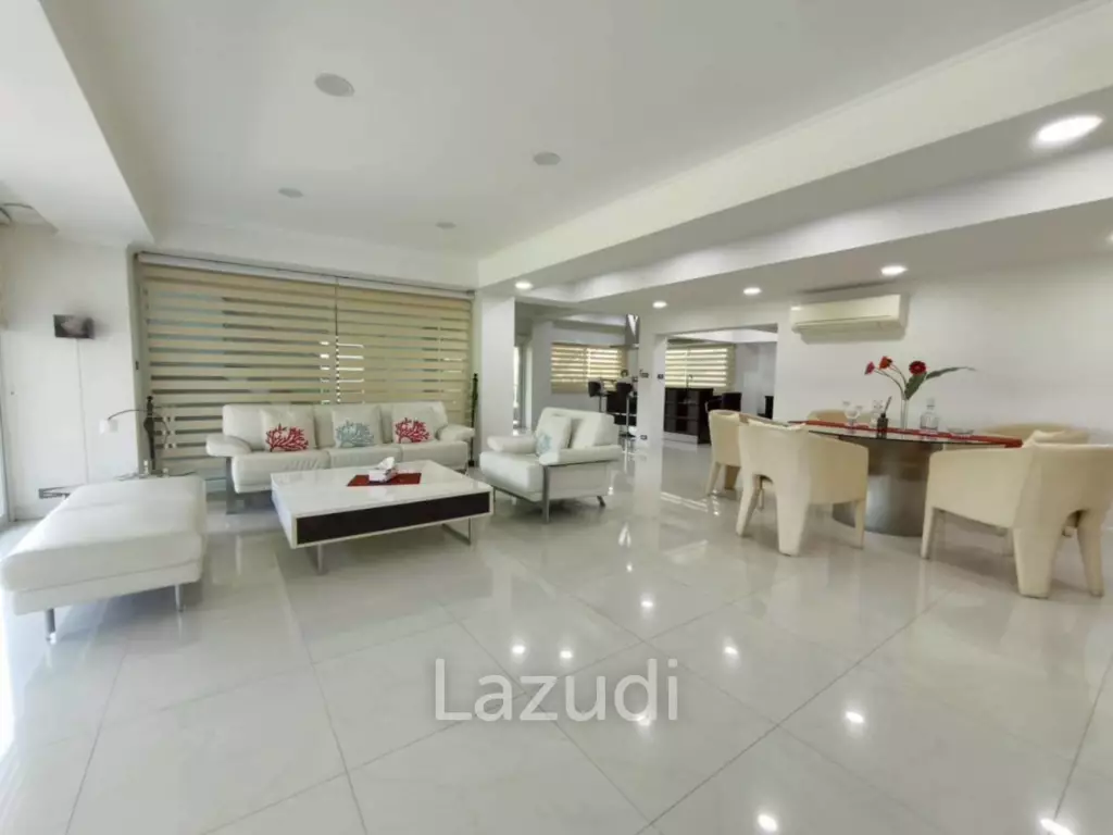3 Bedroom 4 Bathroom 280 SQ.M. Phoenix Golf & Country Club