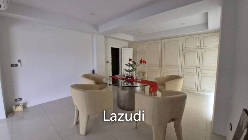 3 Bedroom 4 Bathroom 280 SQ.M. Phoenix Golf & Country Club