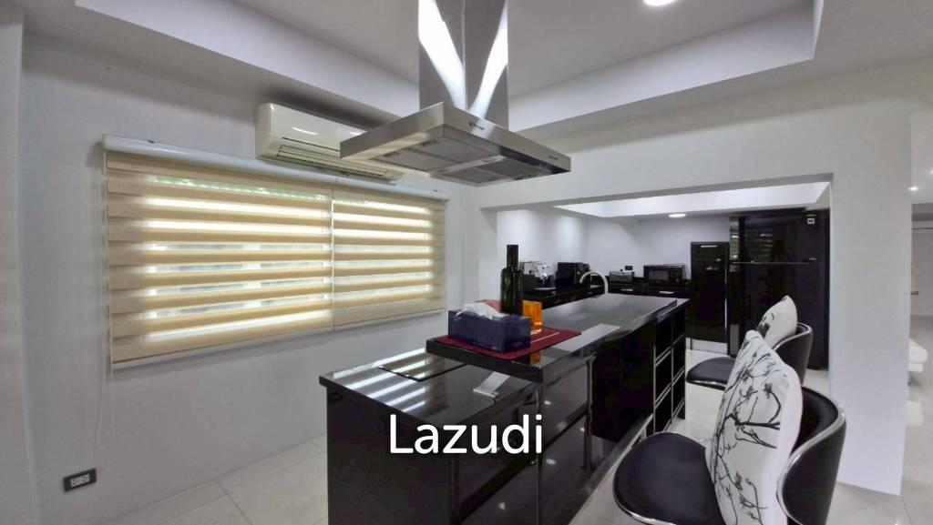 3 Bedroom 4 Bathroom 280 SQ.M. Phoenix Golf & Country Club
