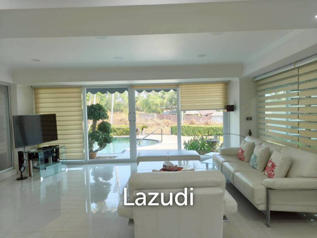 3 Bedroom 4 Bathroom 280 SQ.M. Phoenix Golf & Country Club